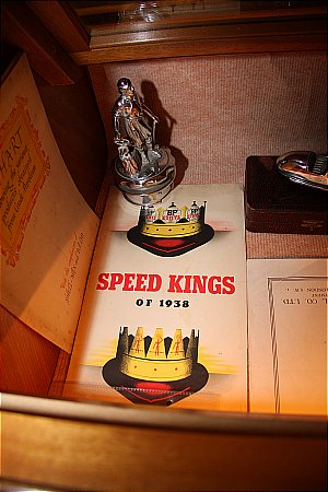 B.P. ETHYL "SPEEDKINGS" 1938 BROCHURE - click to enlarge